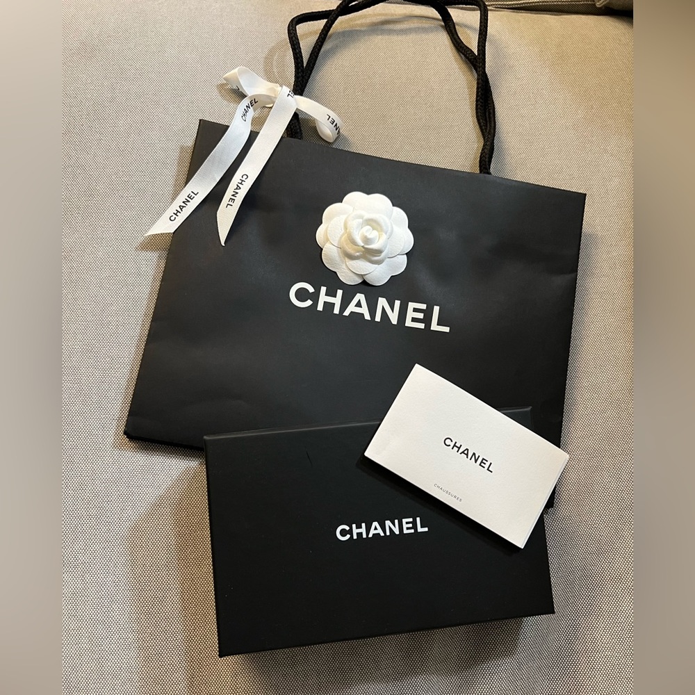 Chanel Box Shopping Bag Set